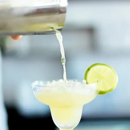 Beau Site فندق لو لا فاندو